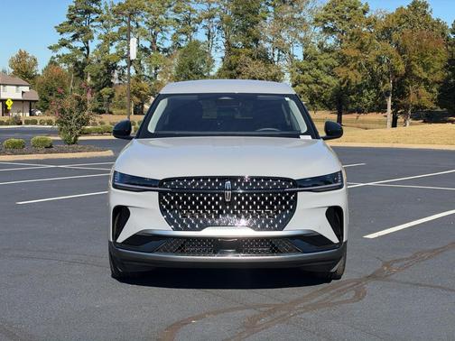 Gray Matter Metallic Clearcoat 2026 Lincoln Nautilus Premiere