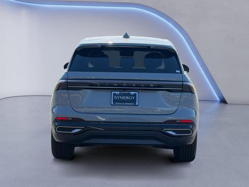 Gray Matter Metallic Clearcoat 2026 Lincoln Nautilus Premiere