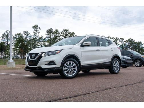 2020 Nissan Rogue Sport SV
