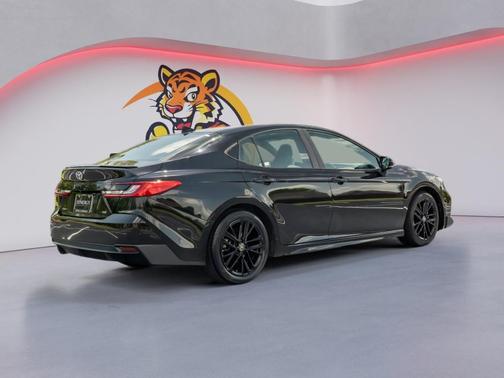 Midnight Black Metallic 2025 Toyota Camry SE