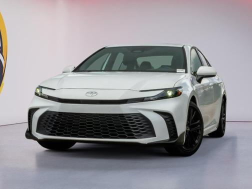 Ice Cap 2025 Toyota Camry SE