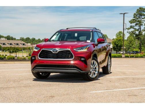 Ruby Flare Pearl 2026 Toyota Highlander Hybrid Limited