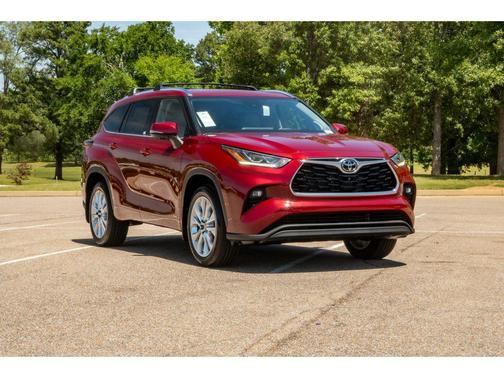 Ruby Flare Pearl 2026 Toyota Highlander Hybrid Limited