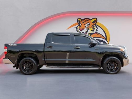Midnight Black Metallic 2021 Toyota Tundra SR5