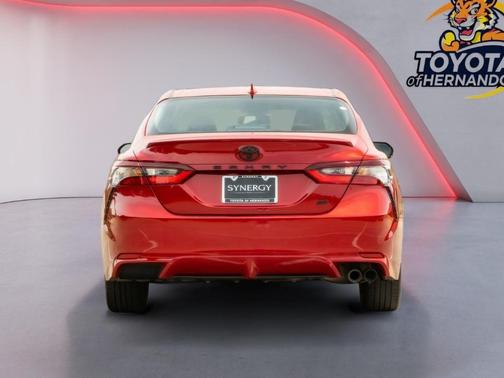 Supersonic Red 2022 Toyota Camry SE