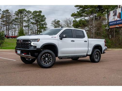 2023 Chevrolet Silverado 1500 ZR2