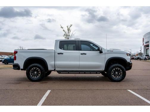 2023 Chevrolet Silverado 1500 ZR2