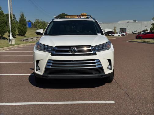 2017 Toyota Highlander Limited Platinum