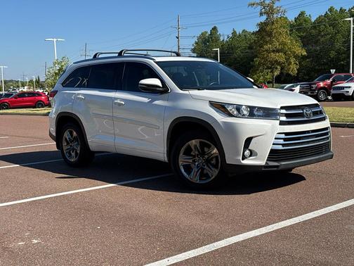 2017 Toyota Highlander Limited Platinum