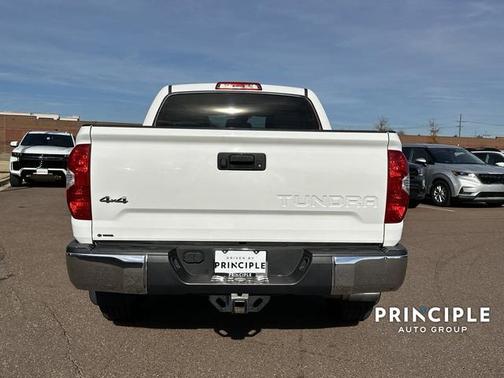 Super White 2018 Toyota Tundra SR5