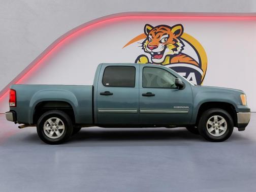 Stealth Gray Metallic 2013 GMC Sierra 1500 SLE1