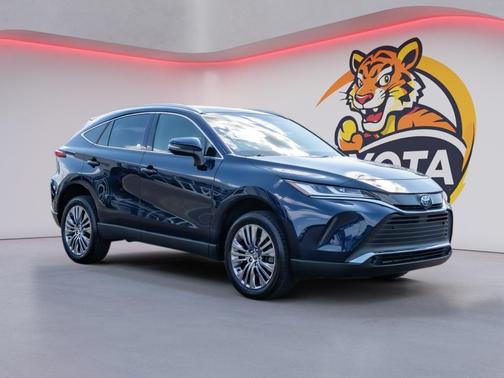 2022 Toyota Venza XLE