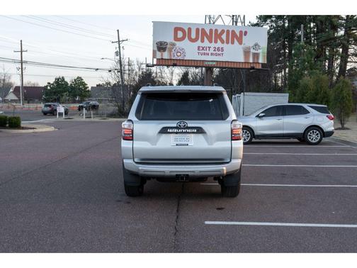 2024 Toyota 4Runner TRD Off Road