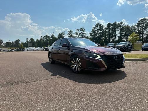 2023 Nissan Altima 2.5 SL