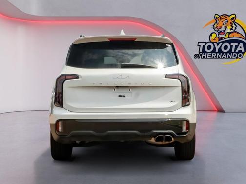 Glacial White Pearl 2024 Kia Telluride SX X-Line