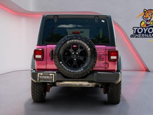 Limited Edition Tuscadero Pearlcoat 2022 Jeep Wrangler Willys