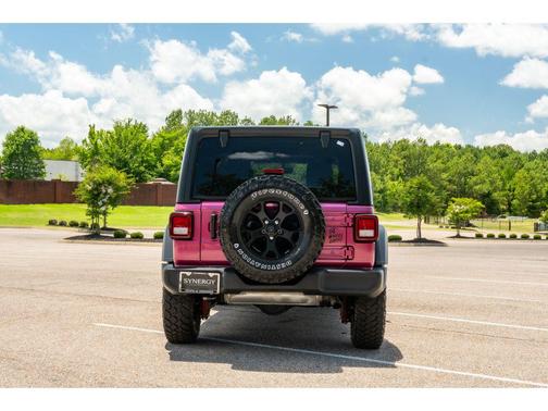 Limited Edition Tuscadero Pearlcoat 2022 Jeep Wrangler Willys