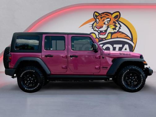 Limited Edition Tuscadero Pearlcoat 2022 Jeep Wrangler Willys