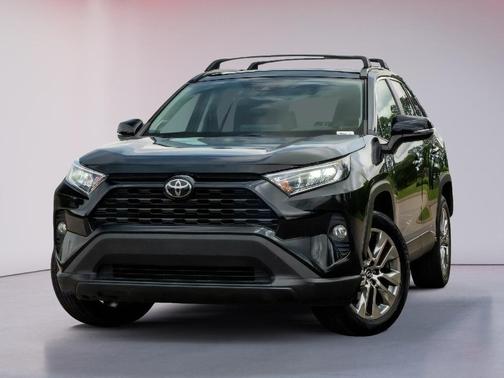 Midnight Black Metallic 2022 Toyota RAV4 XLE Premium