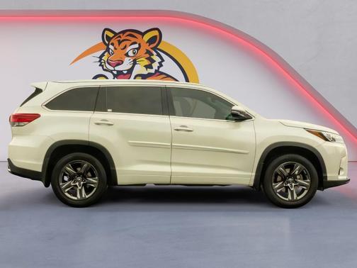 Blizzard Pearl 2017 Toyota Highlander Limited Platinum