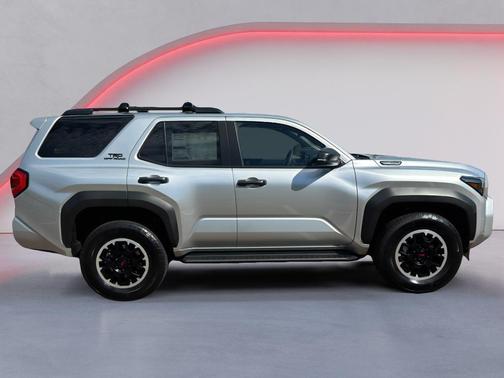 2025 Toyota 4Runner TRD Off Road