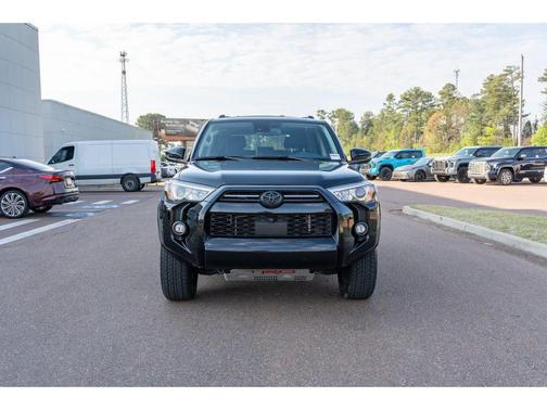 Midnight Black Metallic 2024 Toyota 4Runner SR5 Premium
