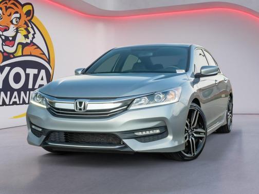 Lunar Silver Metallic 2016 Honda Accord Sport