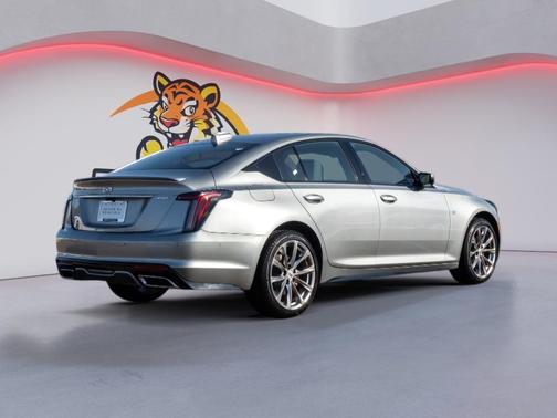 2025 Cadillac CT5 Sport