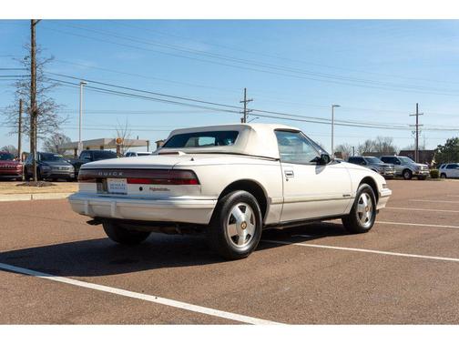 1990 Buick Reatta Base