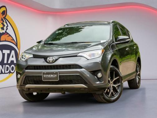 Magnetic Gray Metallic 2018 Toyota RAV4 SE