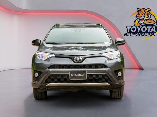 Magnetic Gray Metallic 2018 Toyota RAV4 SE