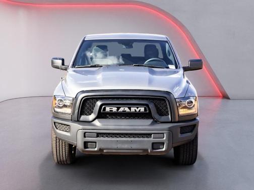 2024 RAM 1500 Classic Warlock Crew Cab 4x2 5'7' Box