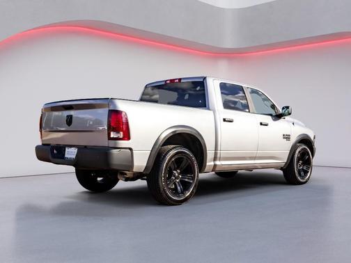 2024 RAM 1500 Classic Warlock Crew Cab 4x2 5'7' Box