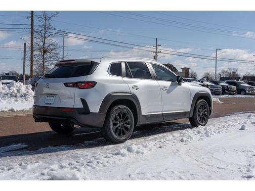 2024 Mazda CX-50 2.5 S Preferred Package