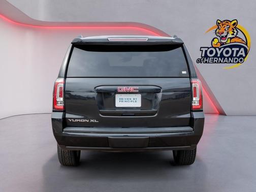 2020 GMC Yukon XL SLT