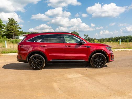 Passion Red Tintcoat 2022 Kia Sorento SX