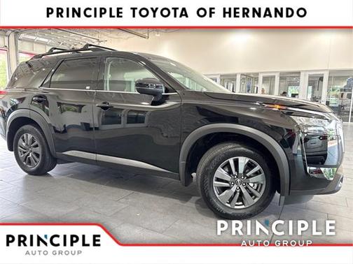 2024 Nissan Pathfinder SV 4WD