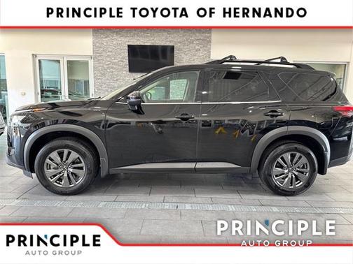 2024 Nissan Pathfinder SV 4WD