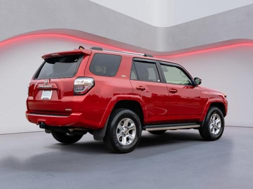 2022 Toyota 4Runner SR5