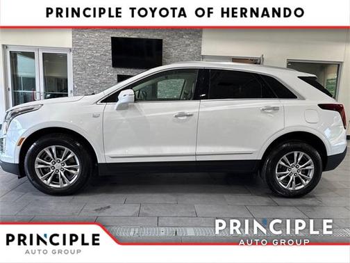 2022 Cadillac XT5 Premium Luxury