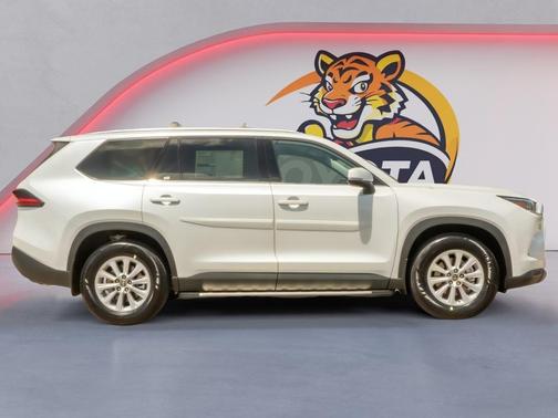 Wind Chill Pearl 2026 Toyota Grand Highlander XLE