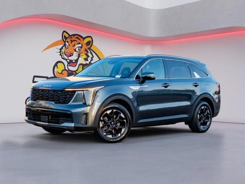 Gravity Grey 2024 Kia Sorento S