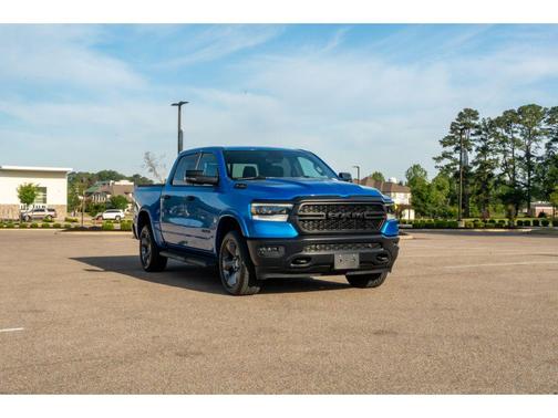 Hydro Blue Pearlcoat 2023 RAM 1500 Big Horn/Lone Star