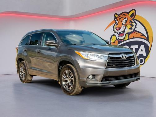 Predawn Gray Mica 2016 Toyota Highlander XLE