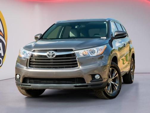Predawn Gray Mica 2016 Toyota Highlander XLE