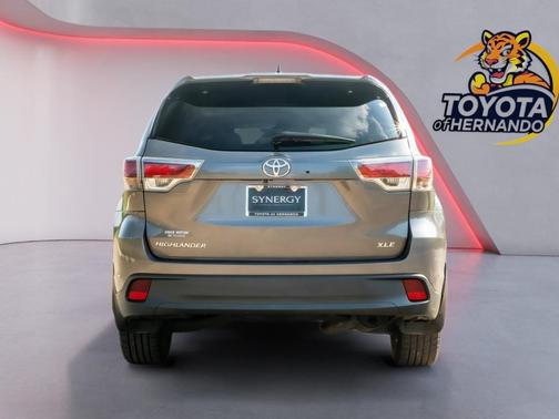 Predawn Gray Mica 2016 Toyota Highlander XLE