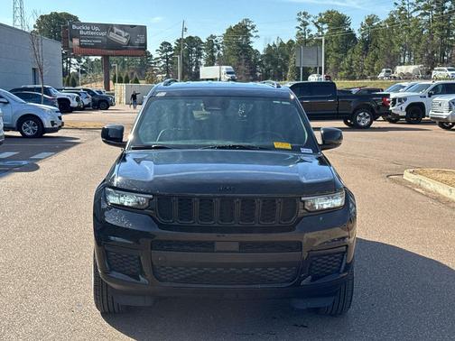 2024 Jeep Grand Cherokee L Altitude
