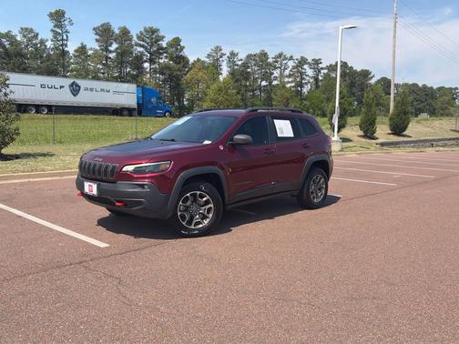 Velvet Red Pearlcoat 2020 Jeep Cherokee Trailhawk