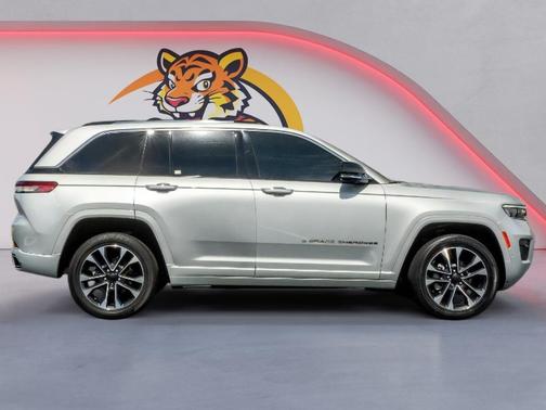 Silver Zynith 2023 Jeep Grand Cherokee Overland