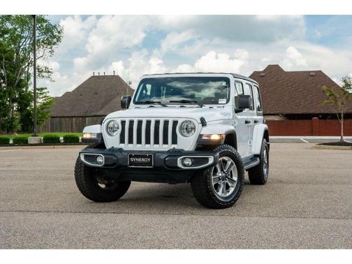 Bright White Clearcoat 2020 Jeep Wrangler Unlimited Sahara